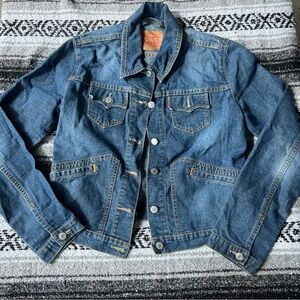 levi’s jean jacket kids large
